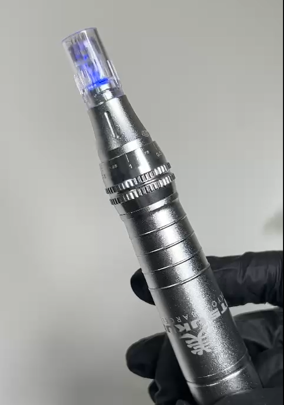UTSUKUSY ENPITSU DERMA PEN PRO.7 MEZOTERAPIJOS PRIETAISAS