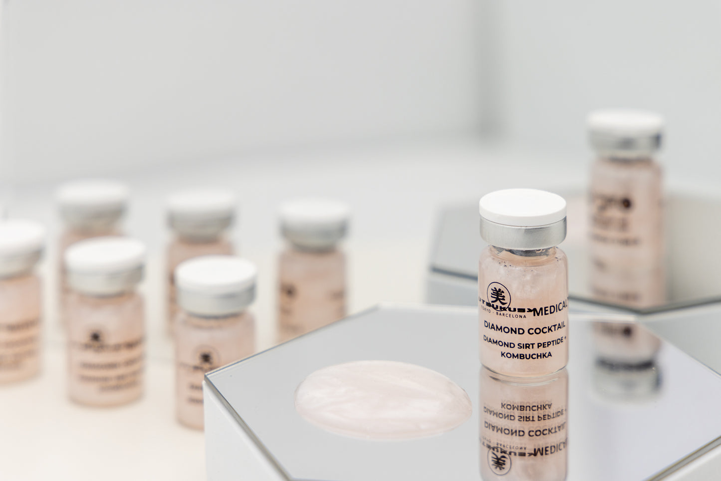 UTSUKUSY DIAMOND ANTI-AGE STERILUS SERUMAS AMPULĖJE, 1 VNT., 5ML