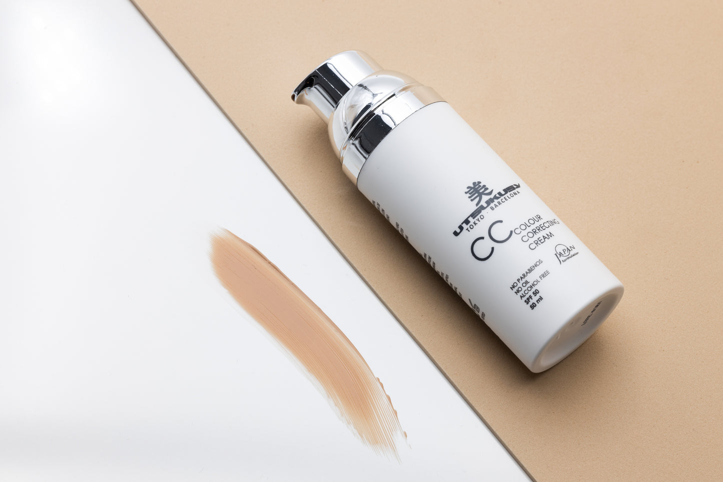 UTSUKUSY CC COLOR APSAUGINIS KREMAS - DRĖKIKLIS, SUTEIKIA LENGVĄ ATSPALĮ, SPF50, 50ML