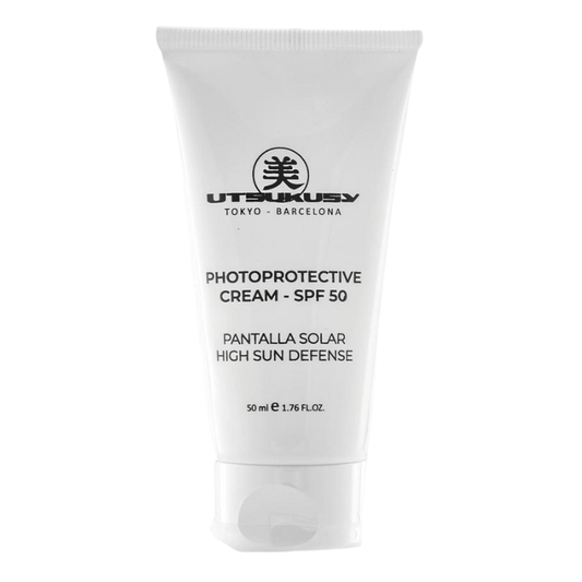 UTSUKUSY LASER FLUID APSAUGINIS VEIDO KREMAS SU SPF50, 50ML