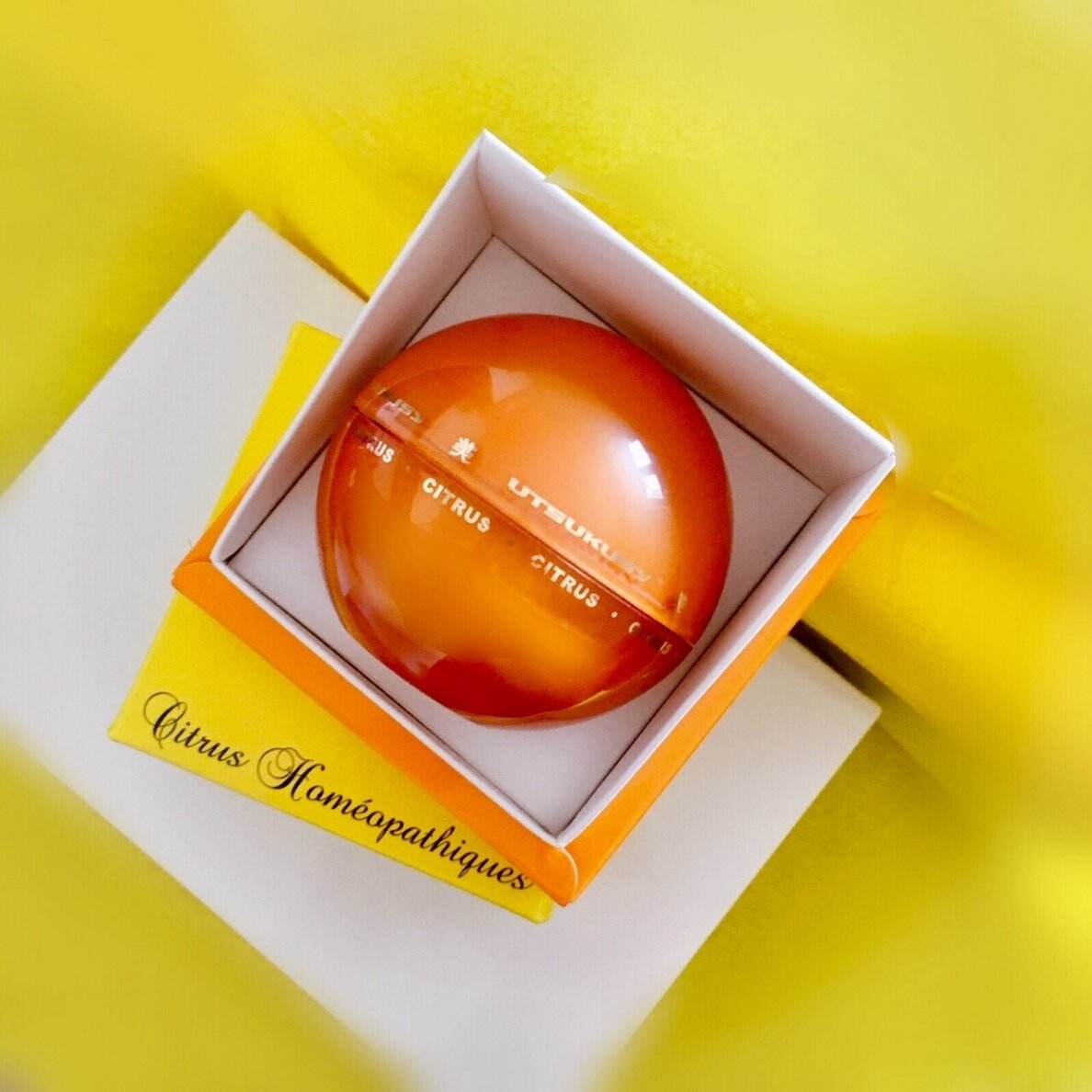 UTSUKUSY PRECISION REVIVER MULTI-VITAMINŲ VEIDO KREMAS SU SPF20